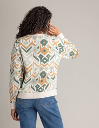 Liv Outdoor Gabriella Graphic Raglan Crew